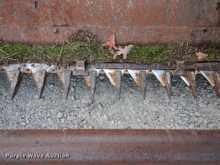 image for item DH5003 1986 John Deere 3830 windrower