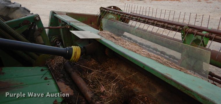 image for item DH5003 1986 John Deere 3830 windrower