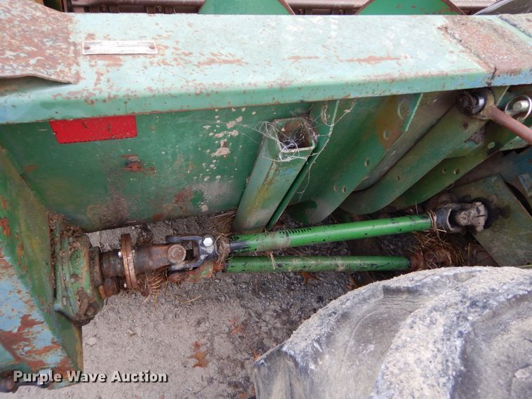 image for item DH5003 1986 John Deere 3830 windrower