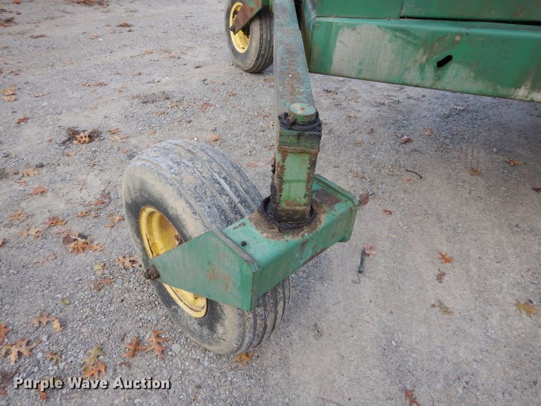 image for item DH5003 1986 John Deere 3830 windrower