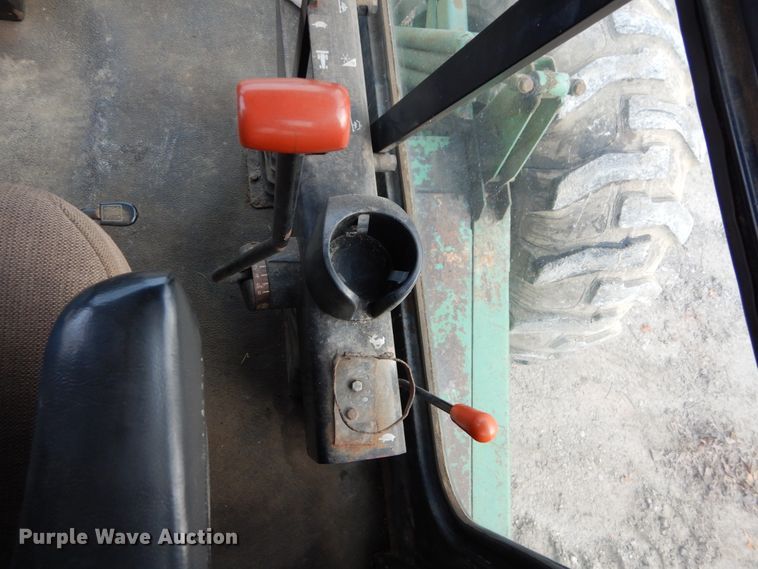 image for item DH5003 1986 John Deere 3830 windrower