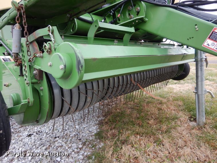 image for item DH6902 2015 Krone Comprima V180 round baler