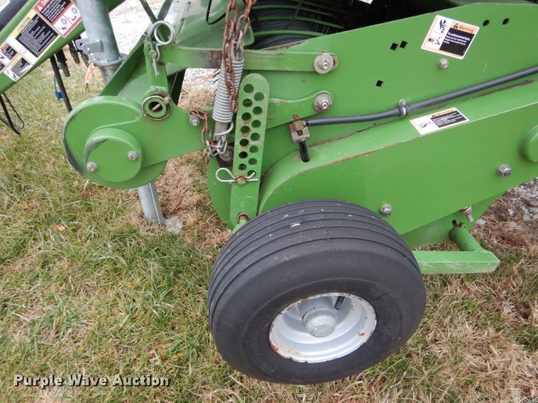 image for item DH6902 2015 Krone Comprima V180 round baler