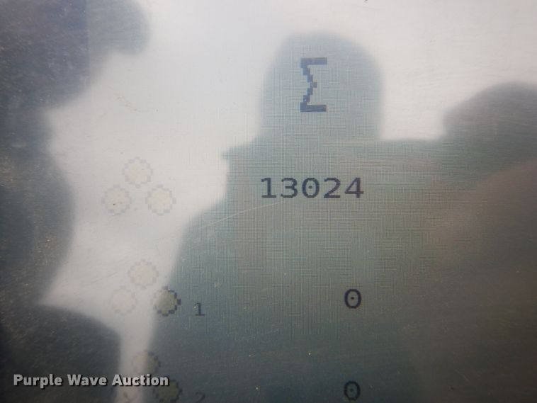 image for item DH6902 2015 Krone Comprima V180 round baler