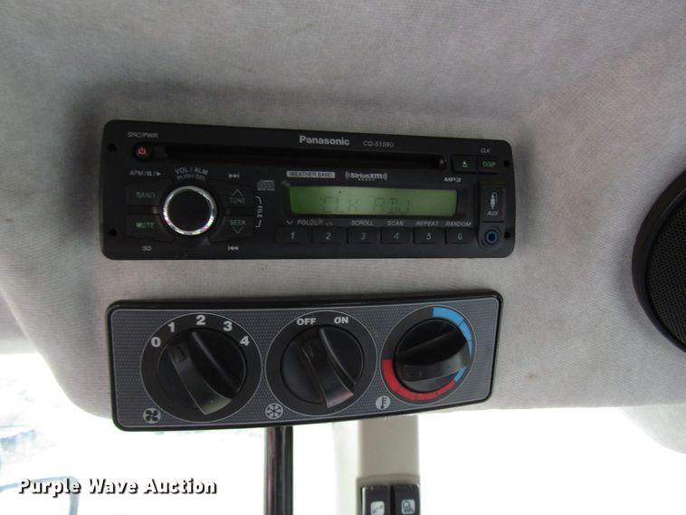 image for item DH8256 2016 Massey-Ferguson 4710 MFWD tractor