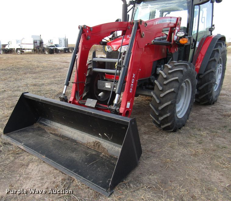 image for item DH8256 2016 Massey-Ferguson 4710 MFWD tractor