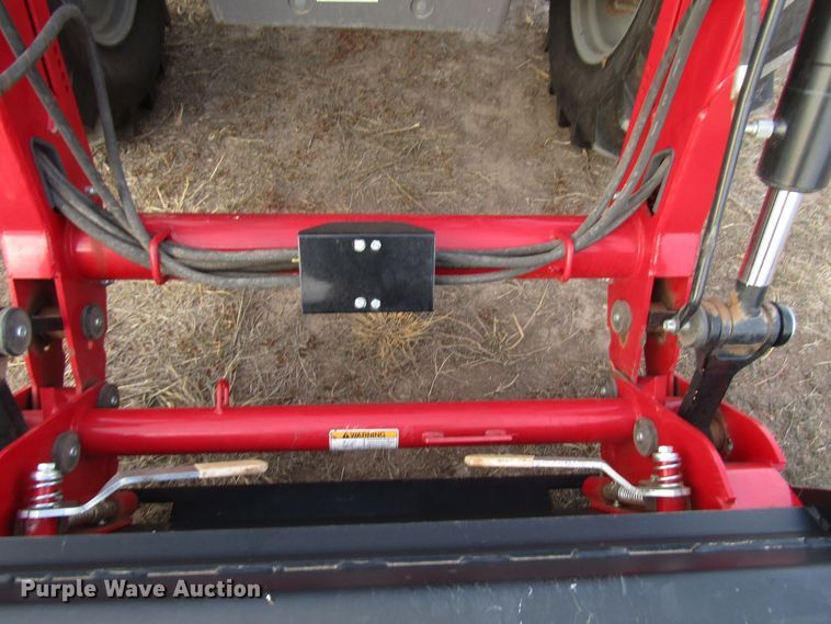 image for item DH8256 2016 Massey-Ferguson 4710 MFWD tractor