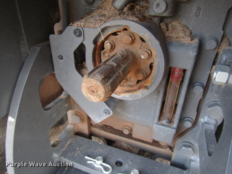 image for item DH8256 2016 Massey-Ferguson 4710 MFWD tractor