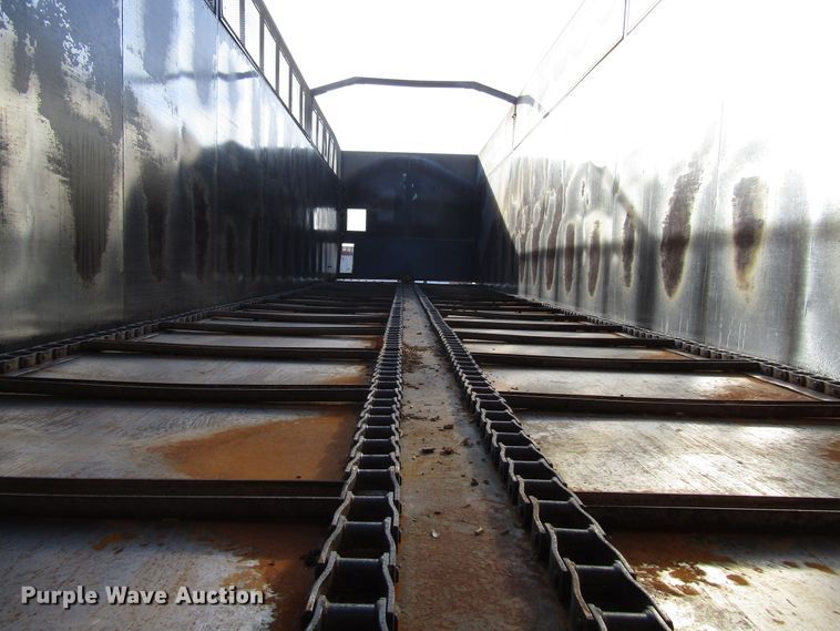 image for item DH8258 2012 silage trailer