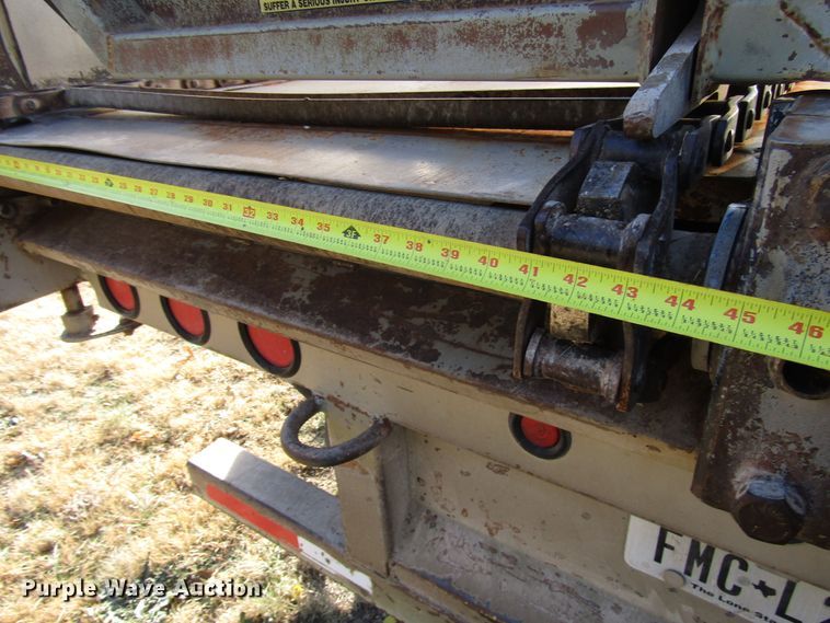 image for item DH8258 2012 silage trailer