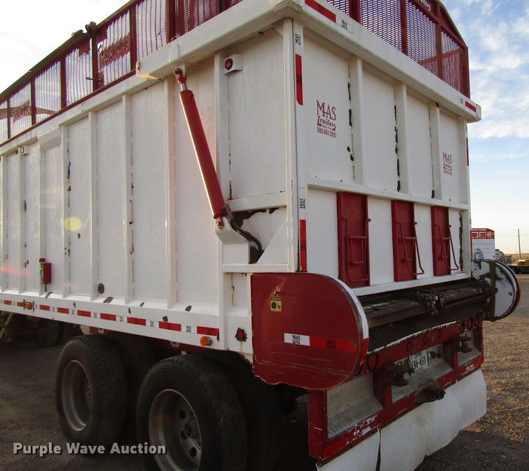 image for item DH8259 2013 Mas silage trailer