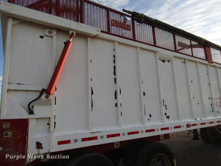 image for item DH8259 2013 Mas silage trailer