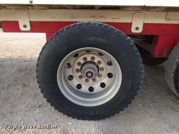 image for item DH8259 2013 Mas silage trailer