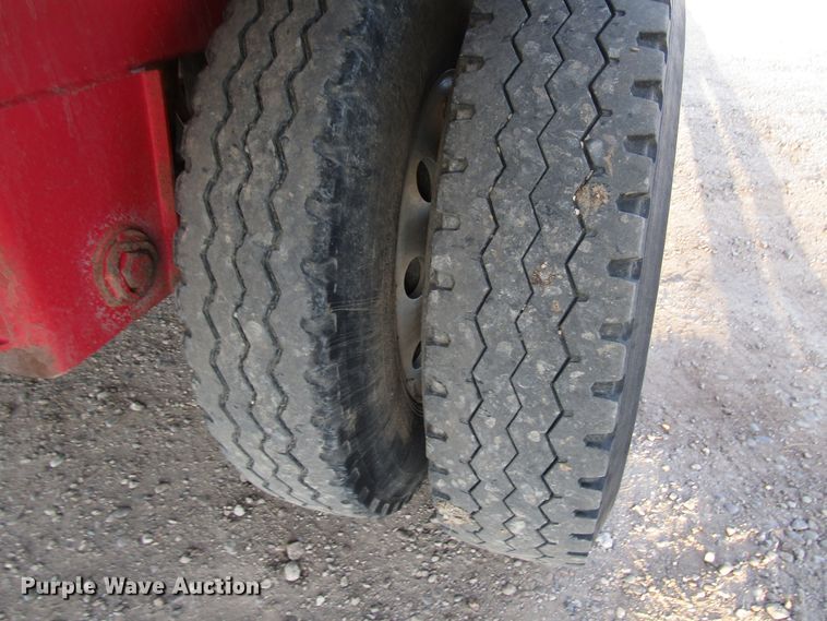 image for item DH8259 2013 Mas silage trailer