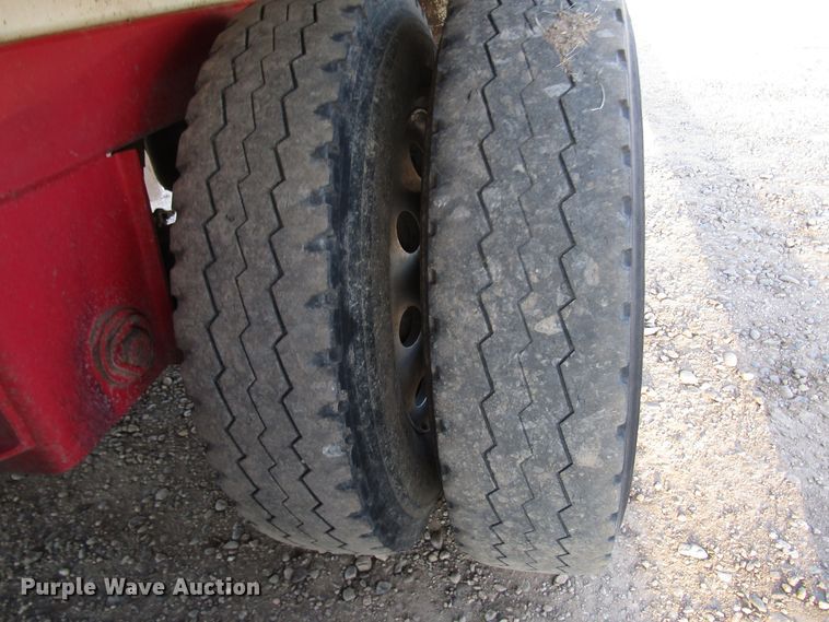 image for item DH8259 2013 Mas silage trailer