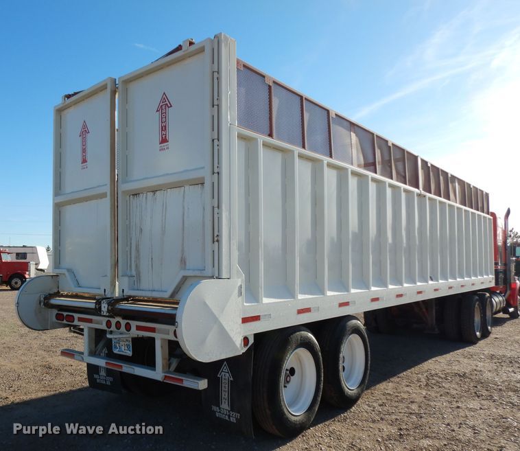 image for item DH8265 2012 Aeroswint silage trailer