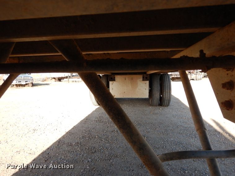 image for item DH8265 2012 Aeroswint silage trailer