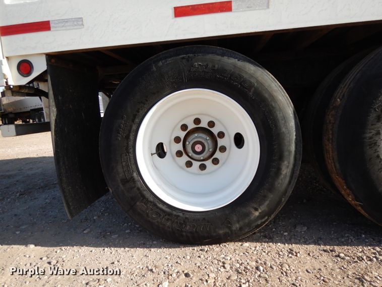 image for item DH8265 2012 Aeroswint silage trailer