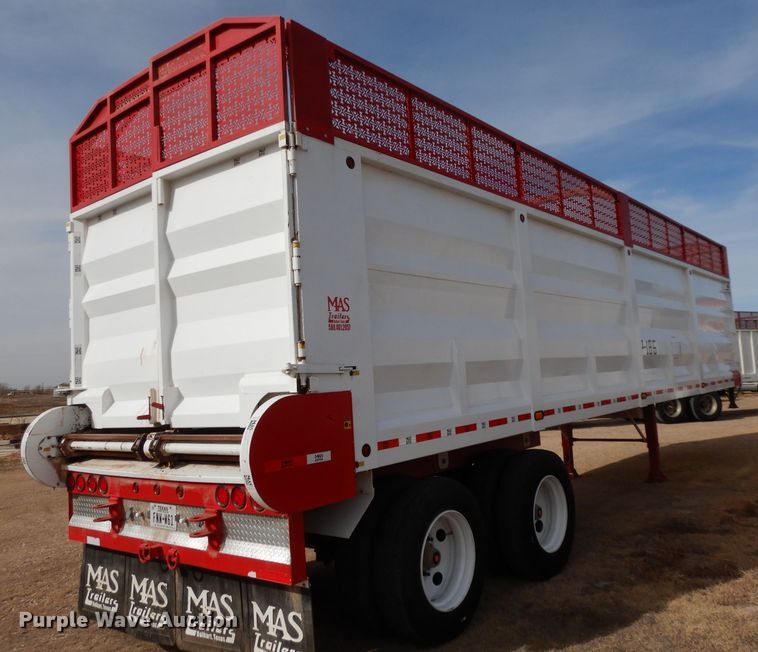 image for item DH8268 2017 Mas silage trailer