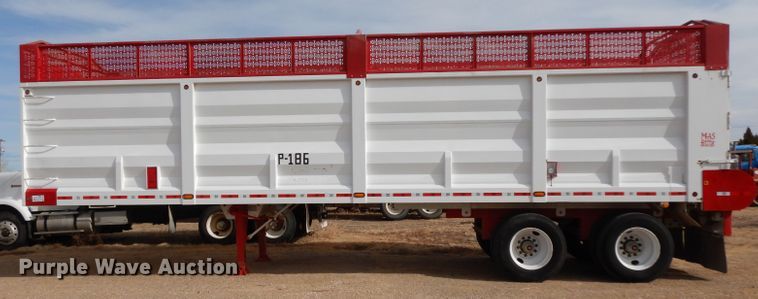 image for item DH8268 2017 Mas silage trailer
