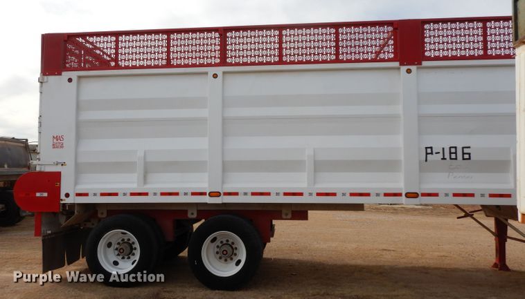 image for item DH8268 2017 Mas silage trailer