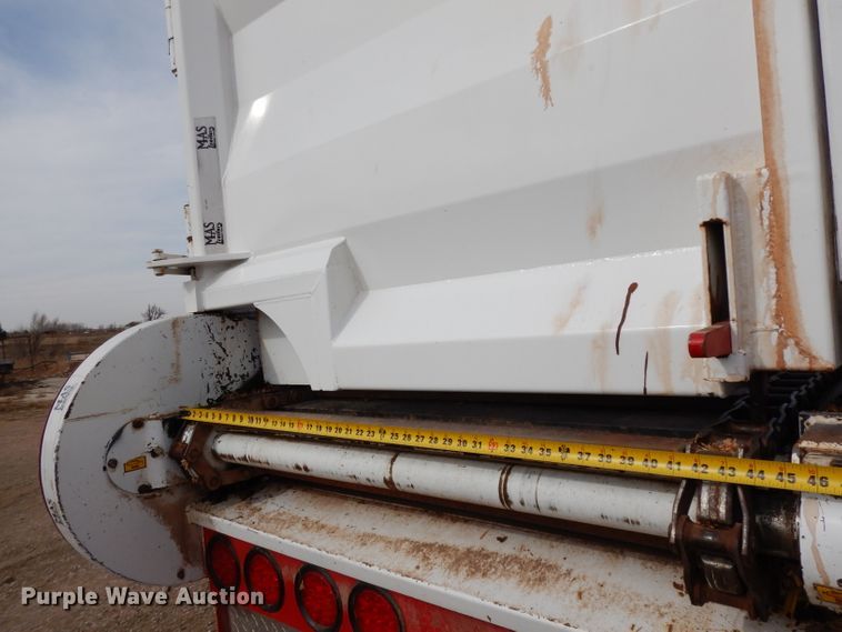 image for item DH8268 2017 Mas silage trailer