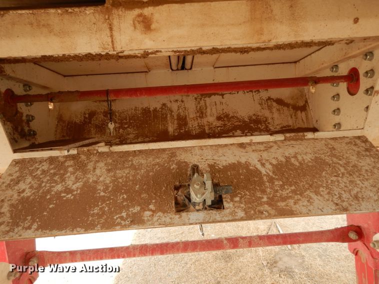 image for item DH8268 2017 Mas silage trailer