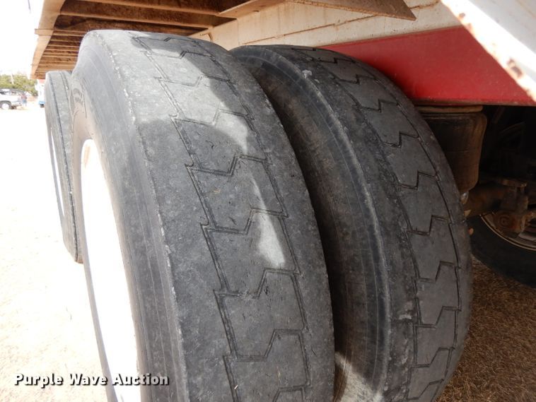 image for item DH8268 2017 Mas silage trailer