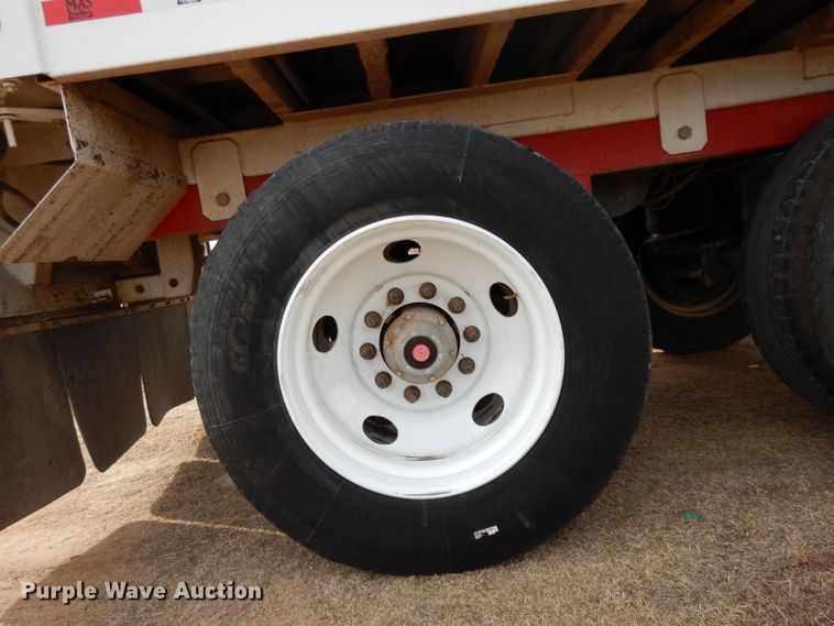 image for item DH8268 2017 Mas silage trailer