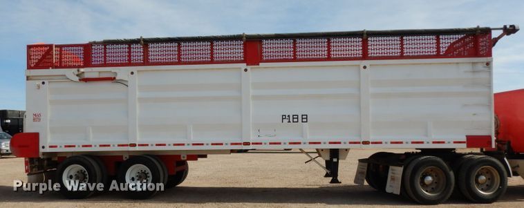 image for item DH8269 2015 Mas silage trailer