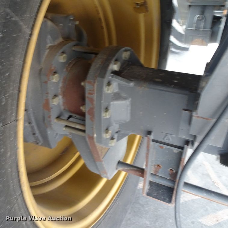 image for item DI0756 2013 Lexion 750 combine