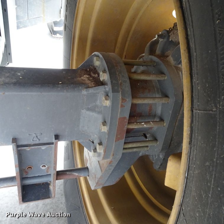 image for item DI0756 2013 Lexion 750 combine