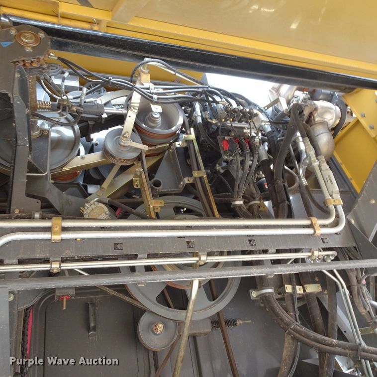 image for item DI0756 2013 Lexion 750 combine