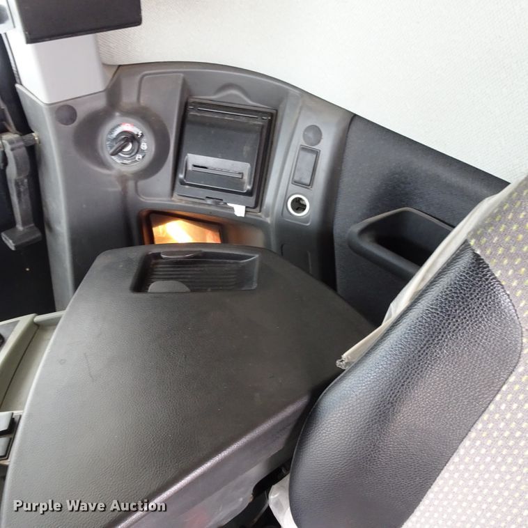 image for item DI0756 2013 Lexion 750 combine