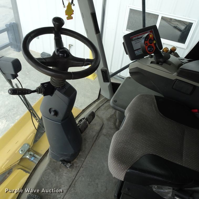 image for item DI0756 2013 Lexion 750 combine