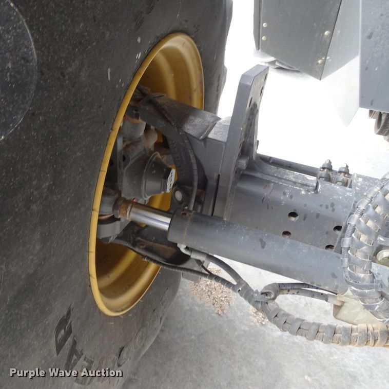 image for item DI0756 2013 Lexion 750 combine