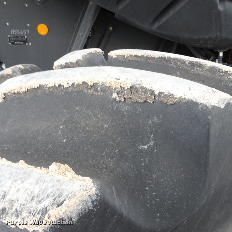 image for item DI0756 2013 Lexion 750 combine