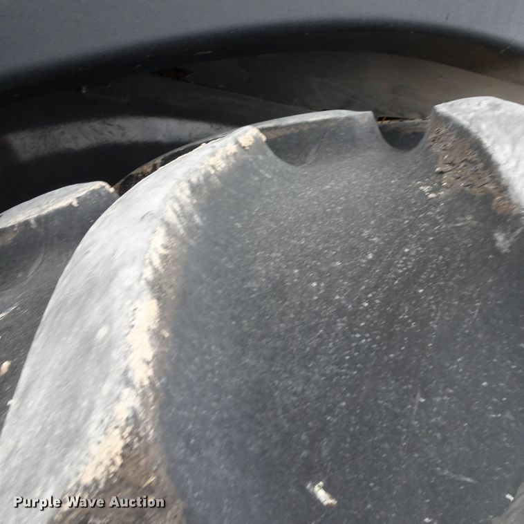 image for item DI0756 2013 Lexion 750 combine