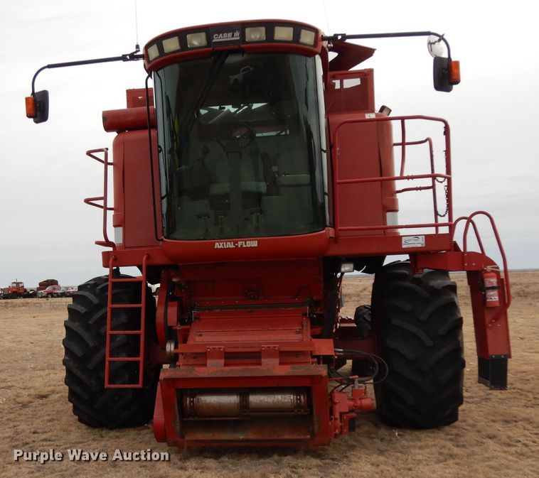 image for item DI0757 2002 Case IH 2388 combine