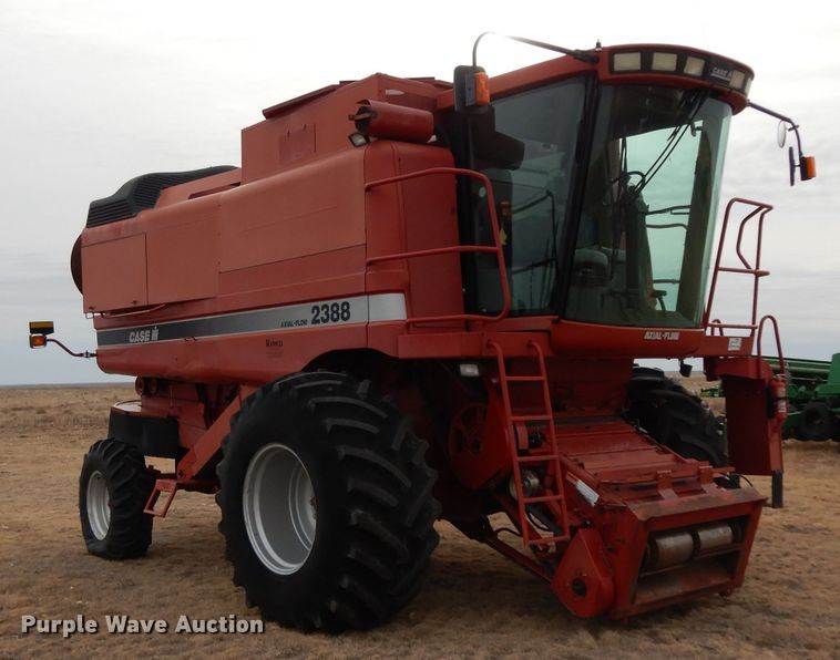 image for item DI0757 2002 Case IH 2388 combine