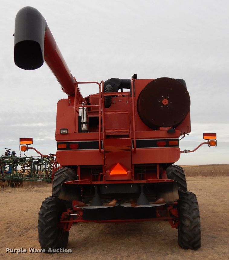 image for item DI0757 2002 Case IH 2388 combine