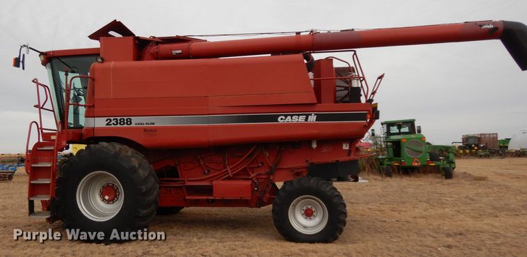 image for item DI0757 2002 Case IH 2388 combine