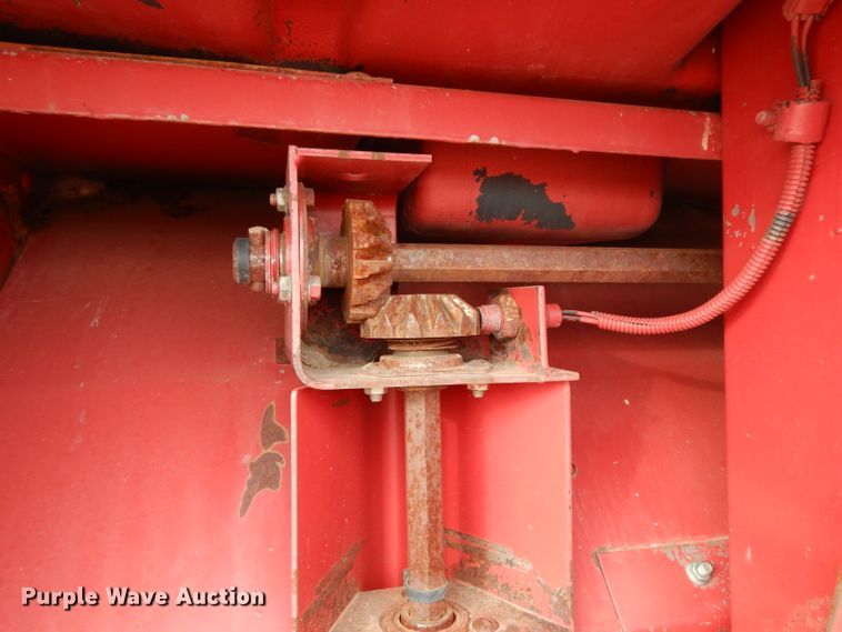 image for item DI0757 2002 Case IH 2388 combine