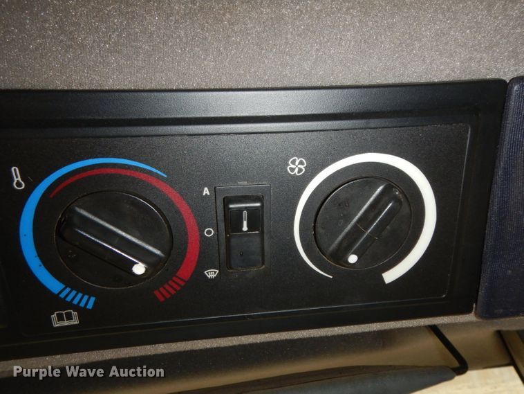 image for item DI0757 2002 Case IH 2388 combine