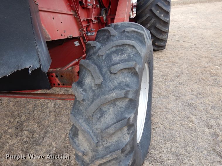 image for item DI0757 2002 Case IH 2388 combine