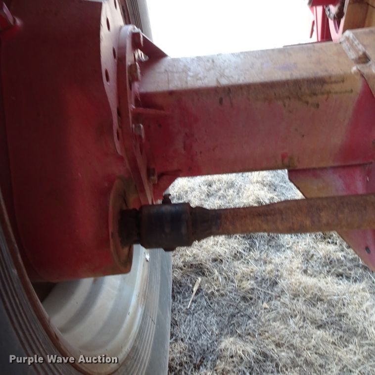 image for item DI0758 1995 Case IH 2188 combine