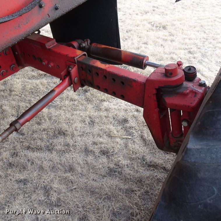 image for item DI0758 1995 Case IH 2188 combine