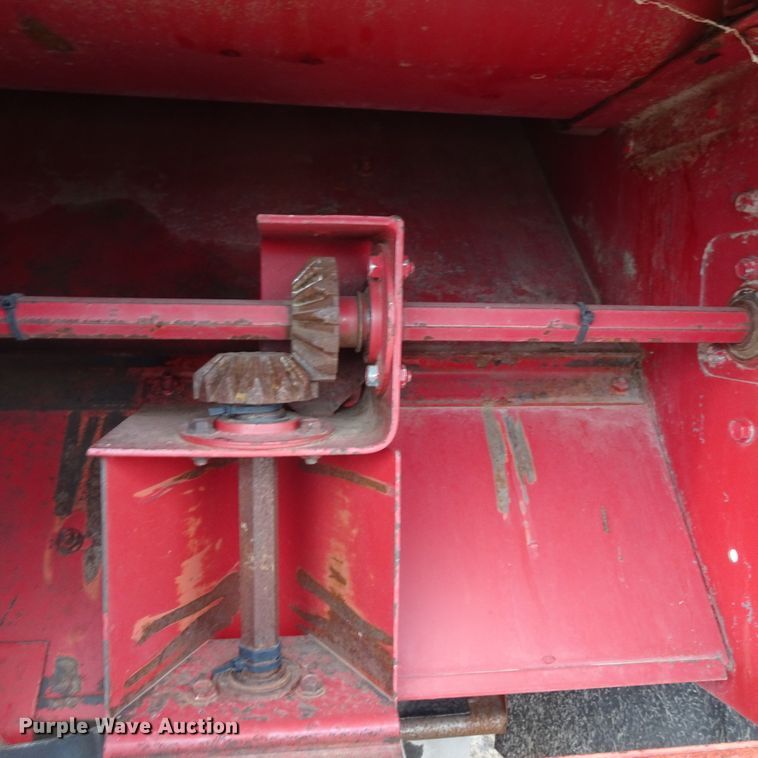 image for item DI0758 1995 Case IH 2188 combine