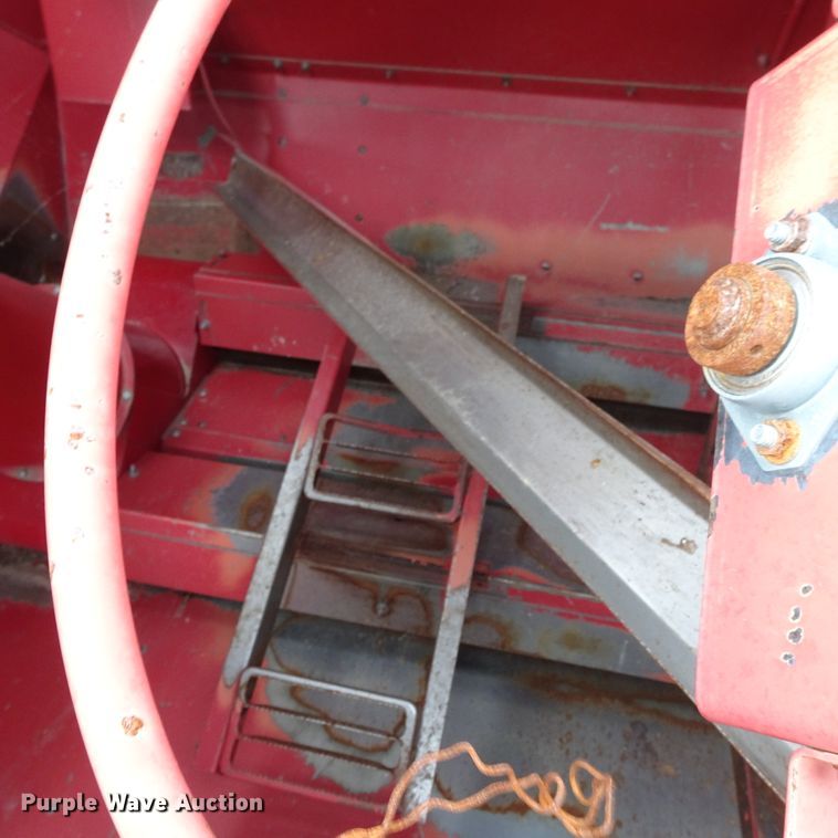 image for item DI0758 1995 Case IH 2188 combine