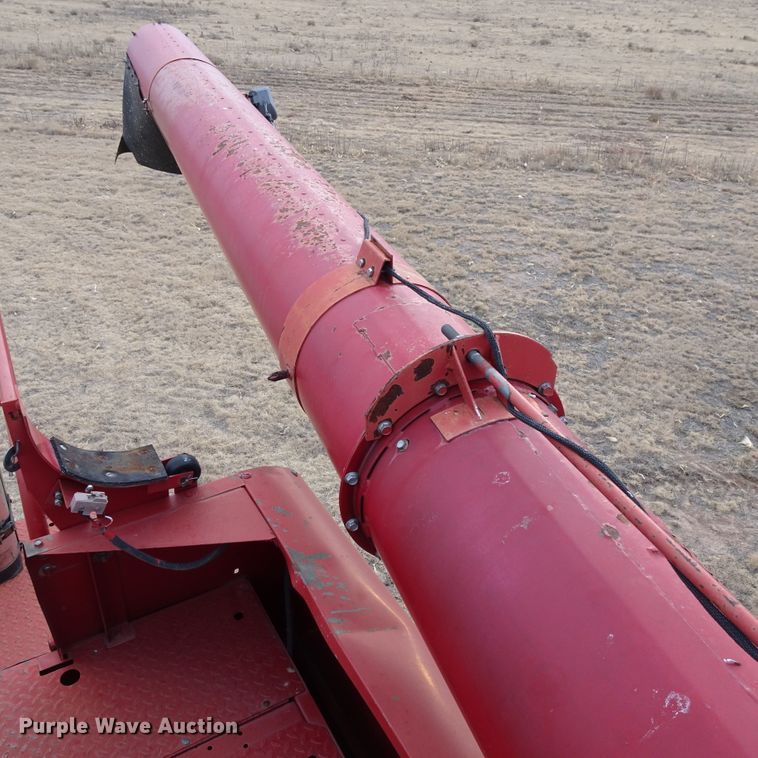 image for item DI0758 1995 Case IH 2188 combine